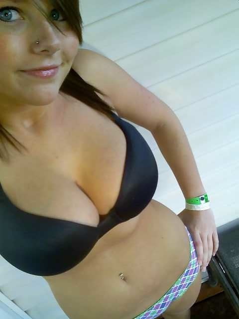 Decolette
 #106155321