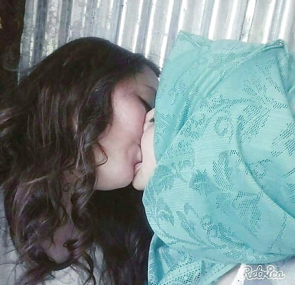 Hijab Lesbians Kisses #94722065