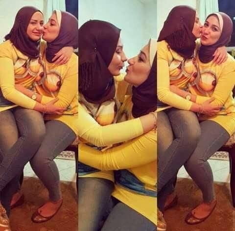 Hijab Lesbians Kisses #94722111