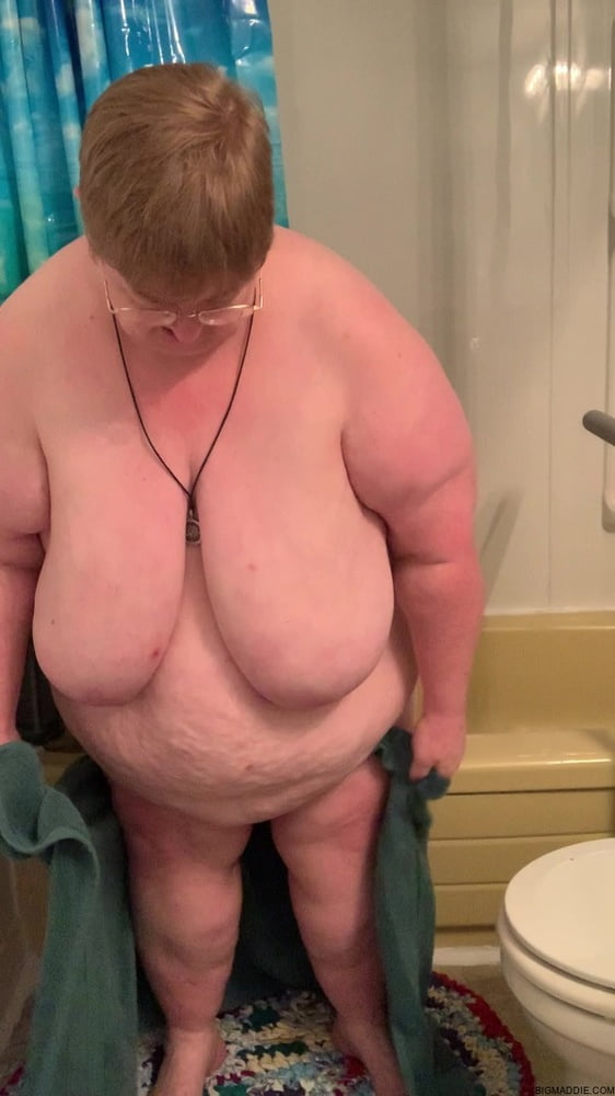 Hoodyman SSBBW 334 . Fat pig Vicky P exposed . #93183198