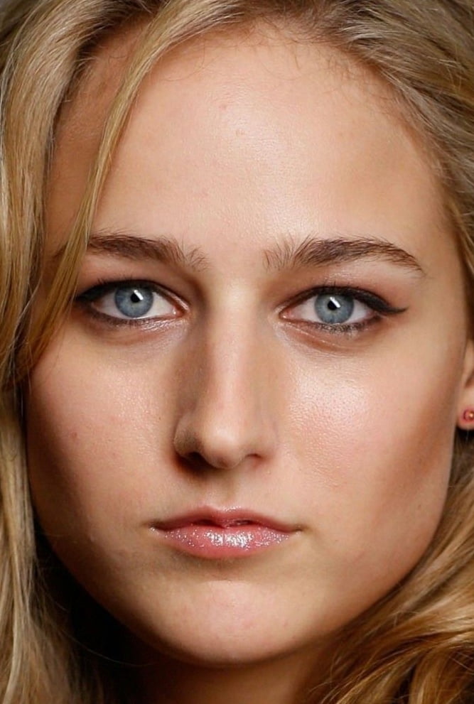 LEELEE SOBIESKI #95482934