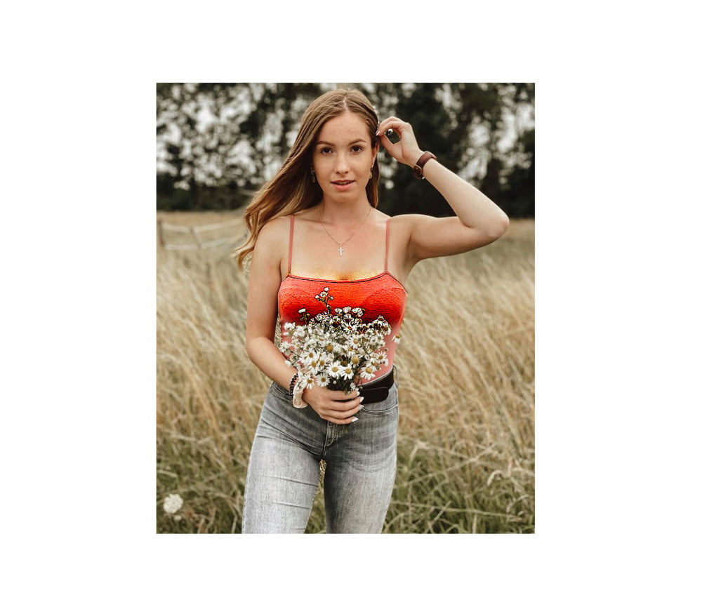 Insta flashing: Gianna #81641582