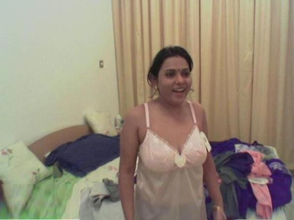 Zia matura bhabhi
 #99965214