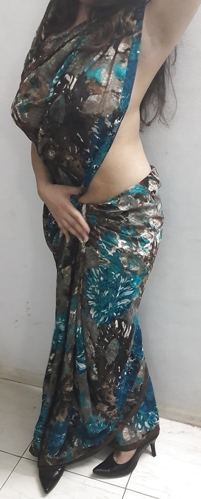 Zia matura bhabhi
 #99965464