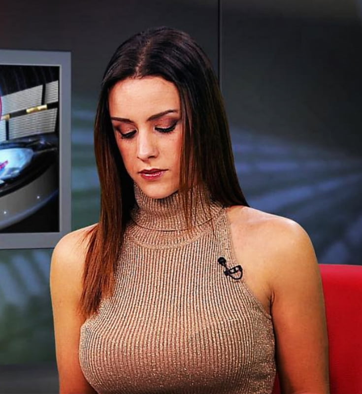 TV reporter Andreia Candeias #105101135