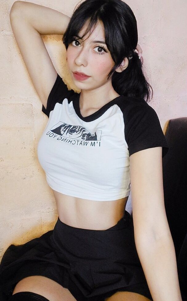 Lilywaifu desnuda #108060126