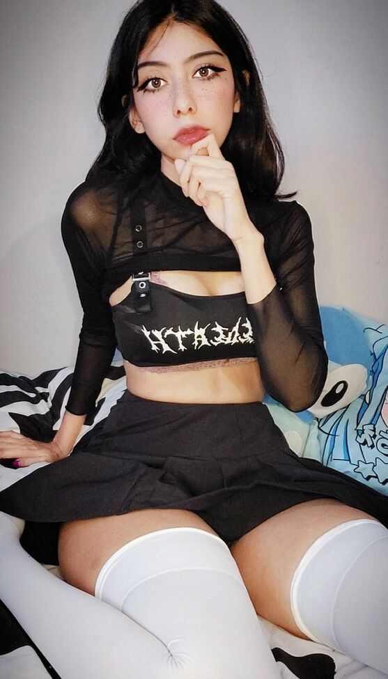 Lilywaifu nude #108060164