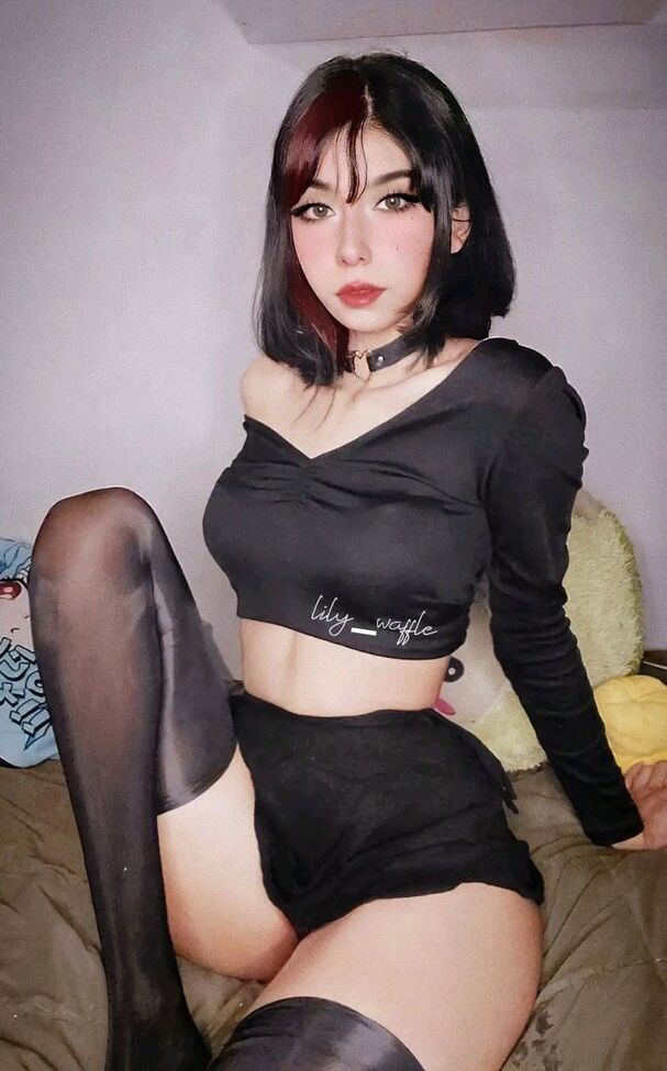 Lilywaifu nude #108060185