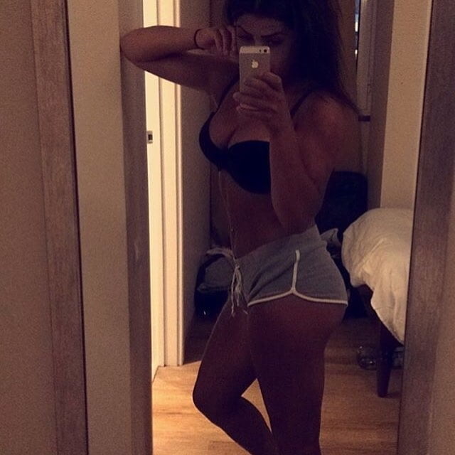 ヴァカンス中の女たち
 #89720111