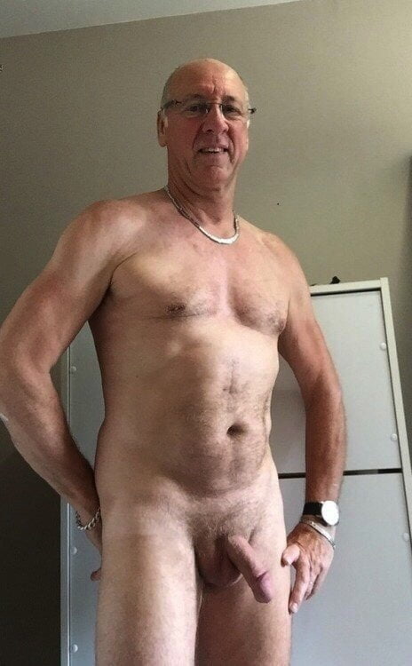 Erectione(3270) #81174867