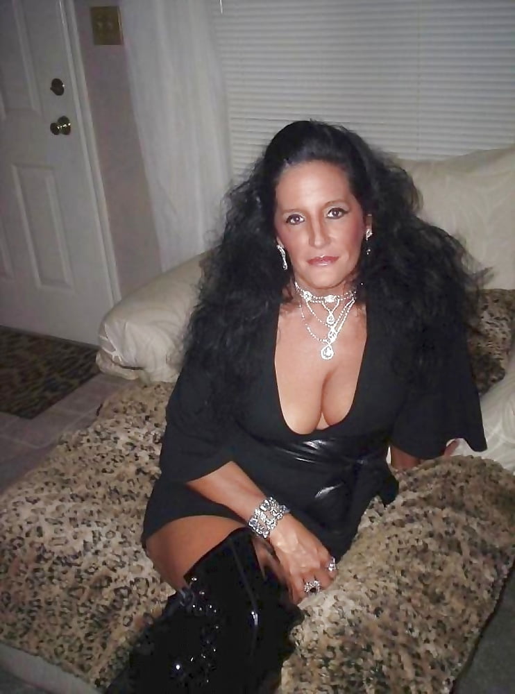 ドレスを着てみたい (4)
 #92716263