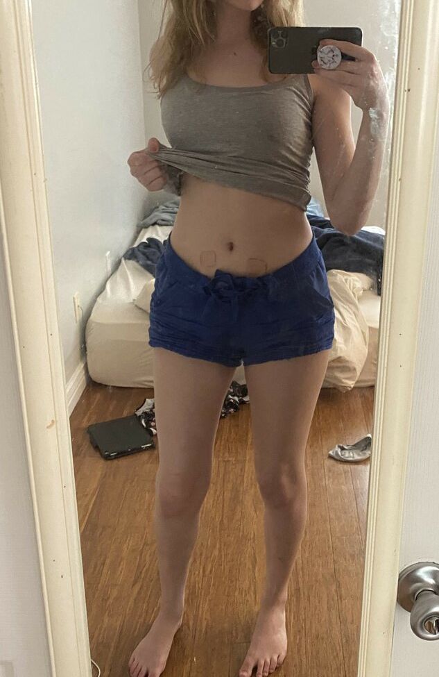 Taftaj desnuda #108475593