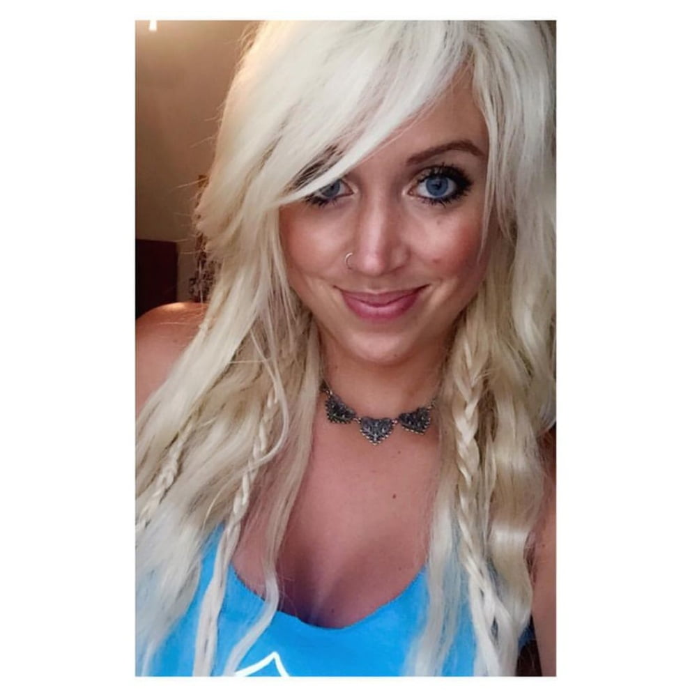 Brit W. #92822270