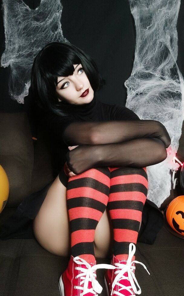 Lyvlas desnuda #107636967