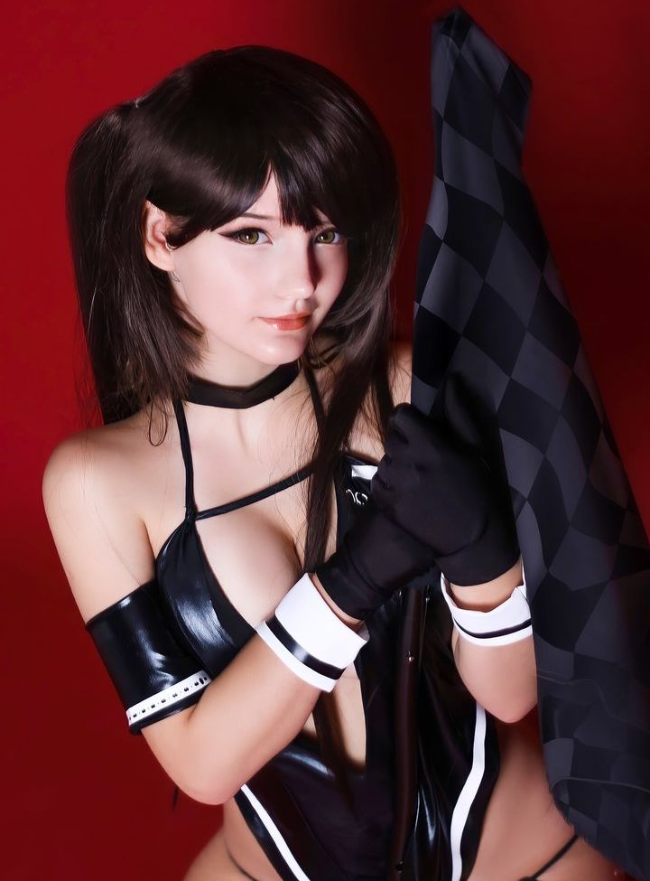 Lyvlas desnuda #107637688