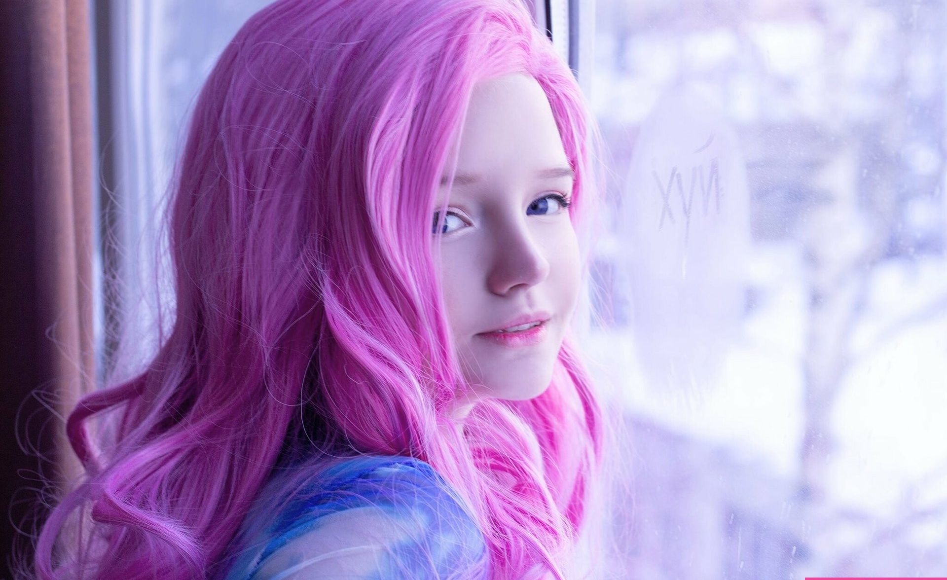 Lyvlas desnuda #107637712