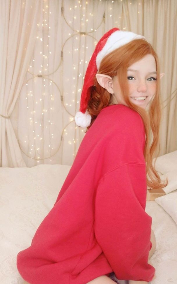 Lyvlas desnuda #107637745