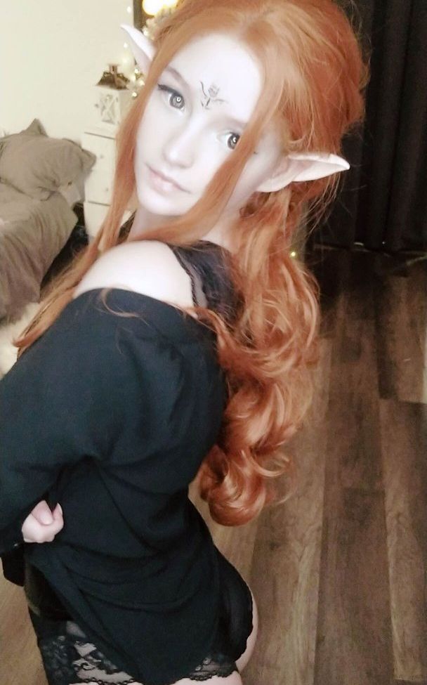 Lyvlas desnuda #107637762