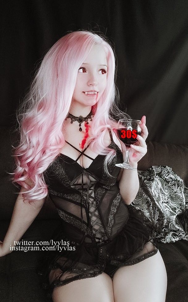 Lyvlas desnuda #107637775