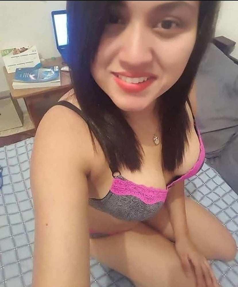 Sexy Girl Big Boobs Selfie #89616093