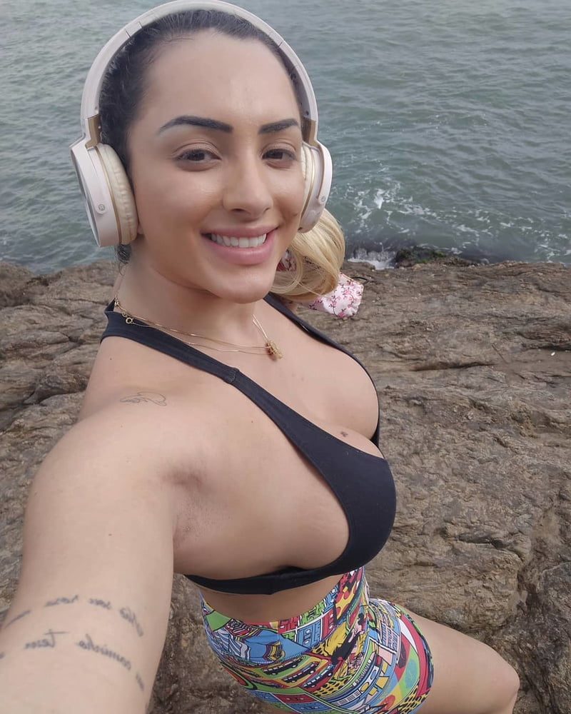 Sexy Girl Big Boobs Selfie #89616869