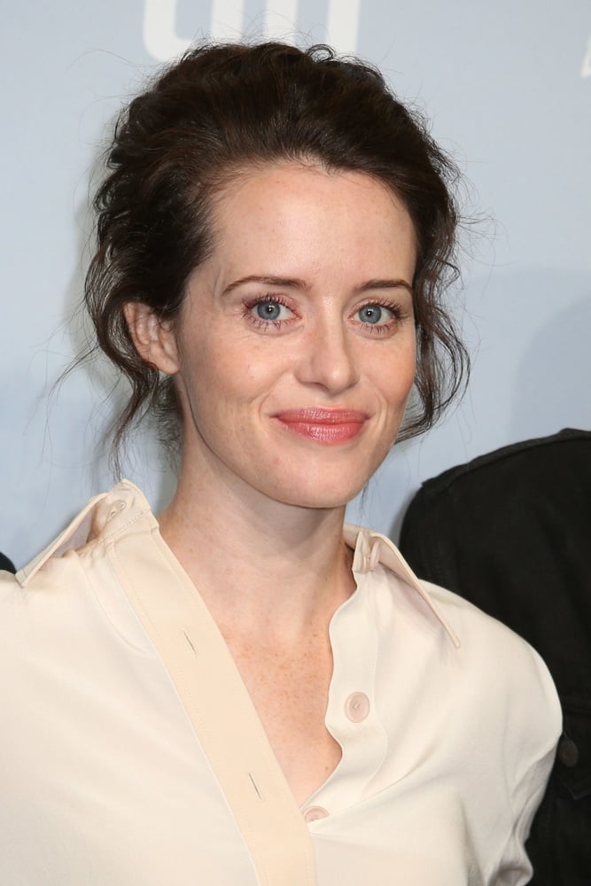 Claire foy
 #91026946