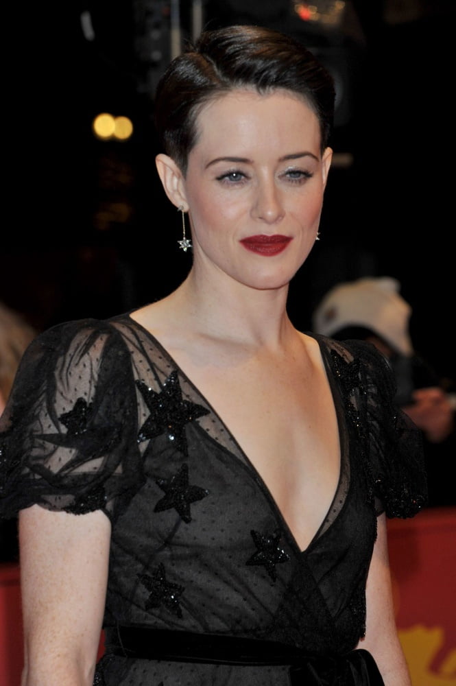 Claire Foy #91026993