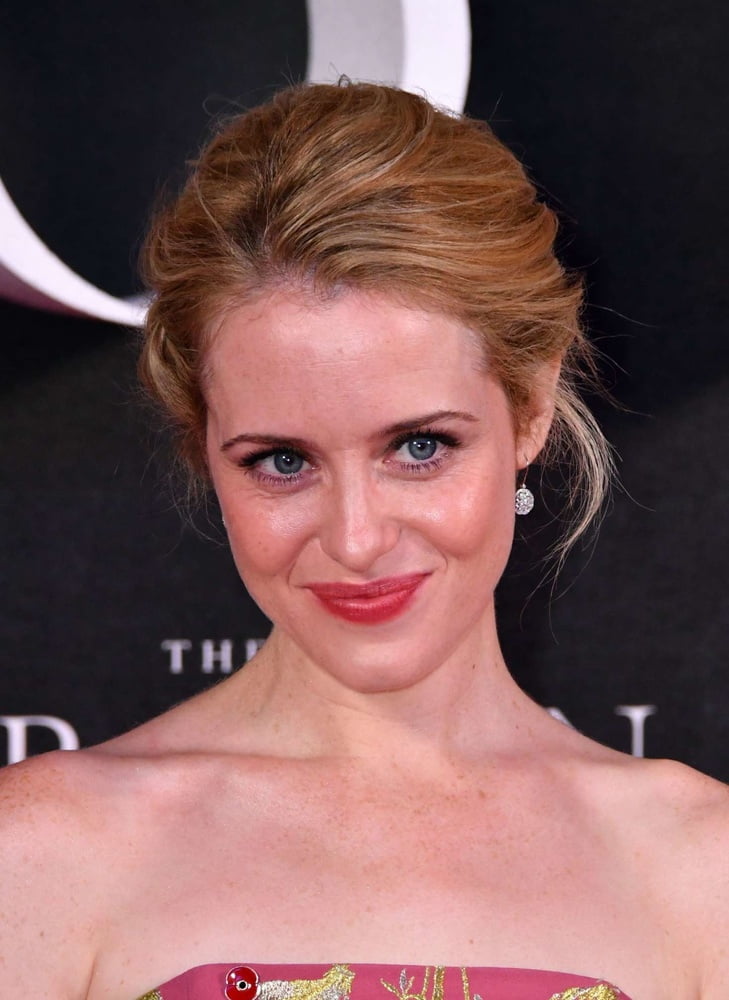 Claire foy
 #91027017