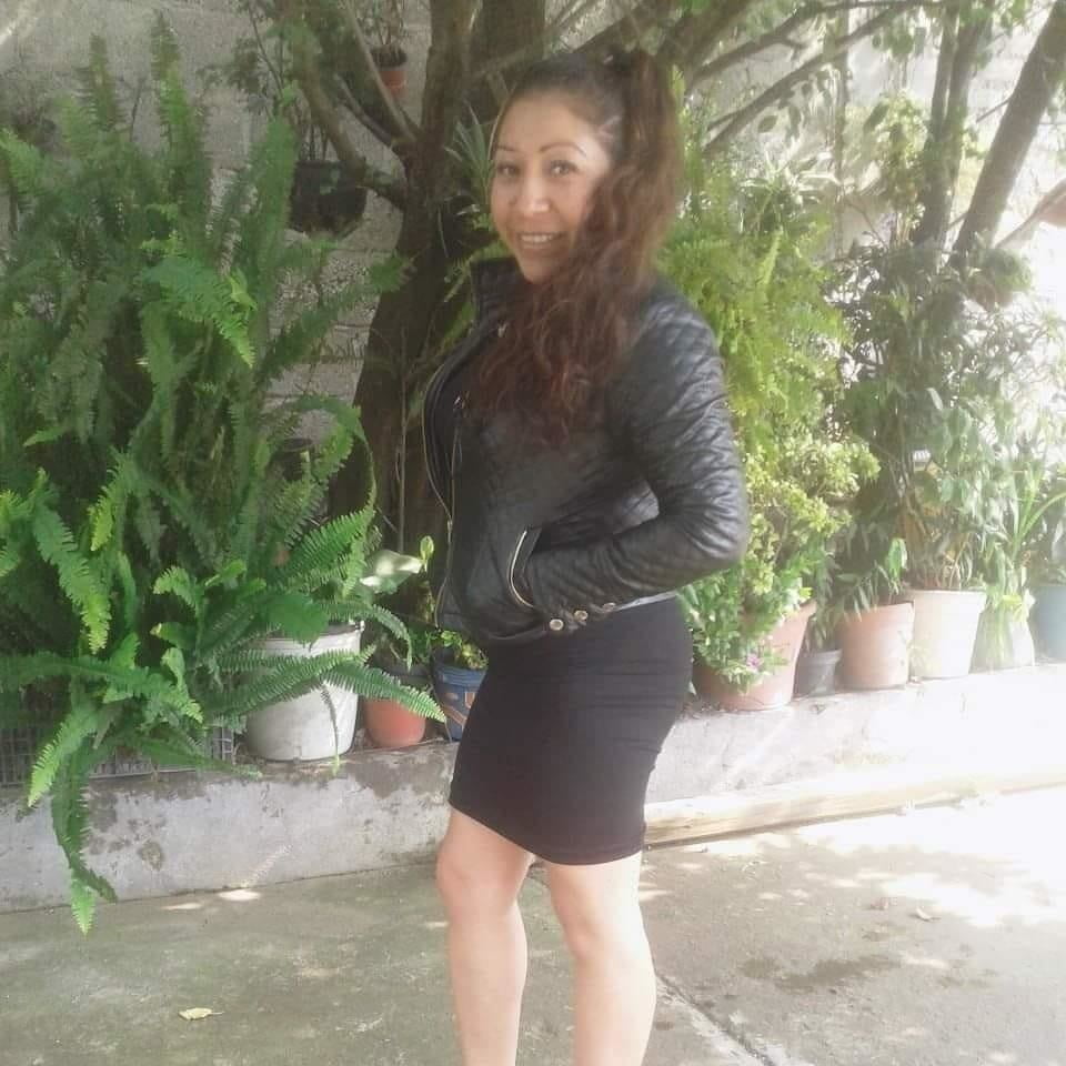 MILF looking for thick cocks to be fucked #96772581