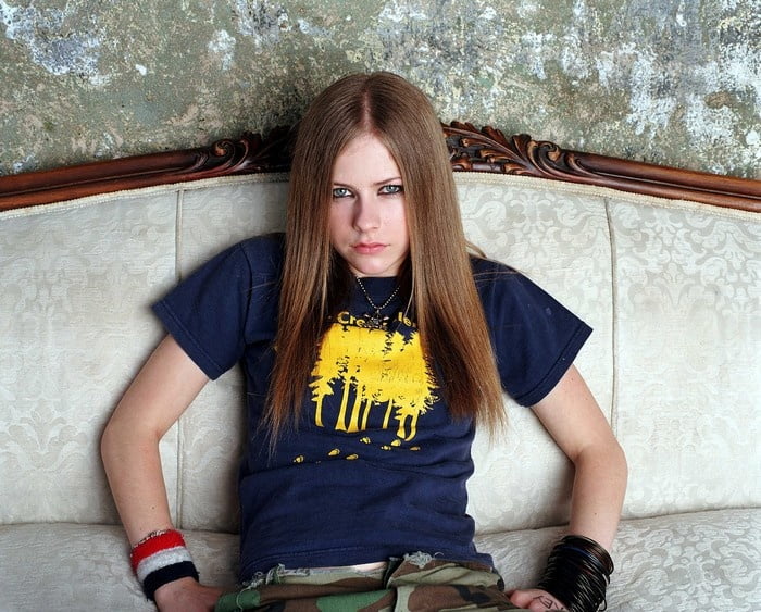 Avril Lavigne è la tua ragazza nev
 #98260661