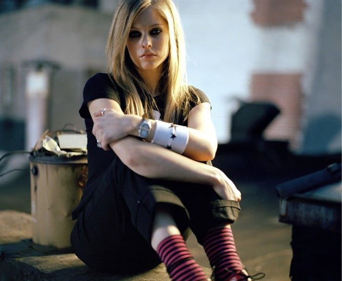 Avril Lavigne è la tua ragazza nev
 #98260717
