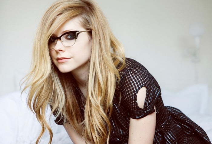 Avril Lavigne is your nev girlfriend #98260785