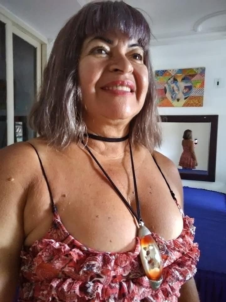 Valdelia de barros da rocha ... faceb
 #104045061