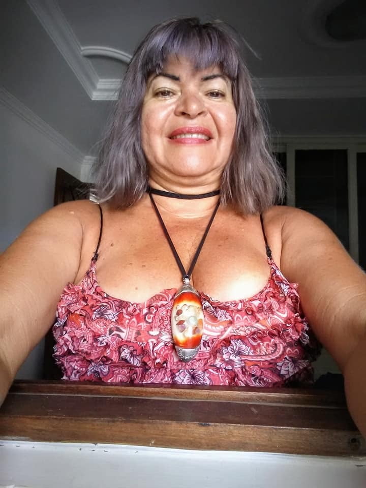 Valdelia de barros da rocha ... faceb
 #104045063