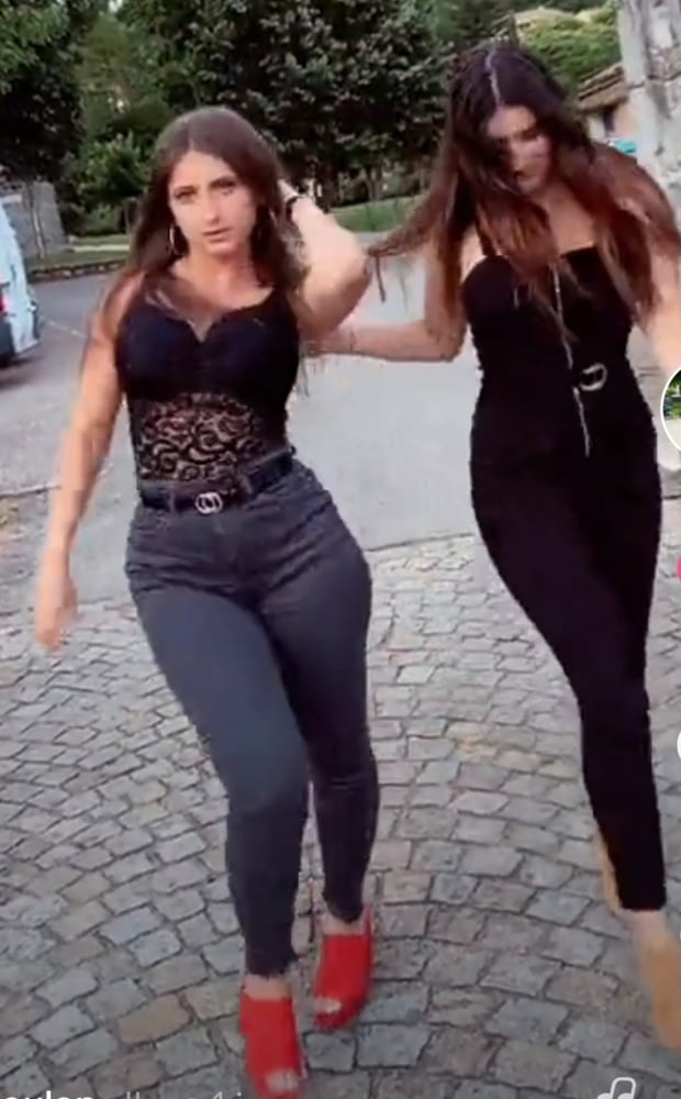 Big ass sisters on tik tok thin waist #94876511