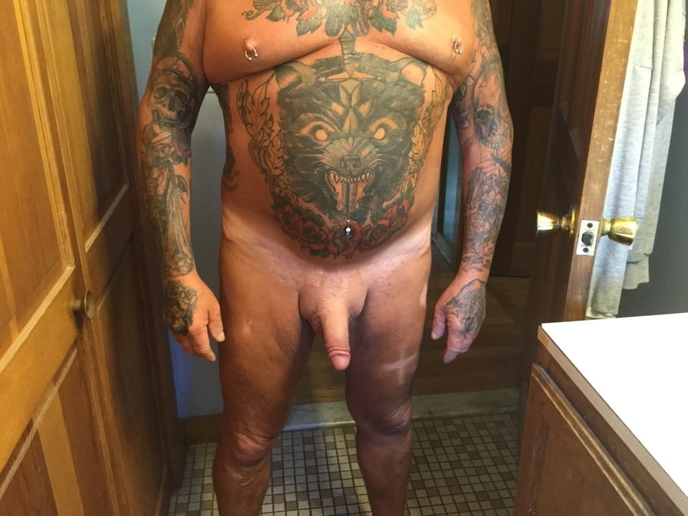 Tätowierter Schwanz
 #93195330