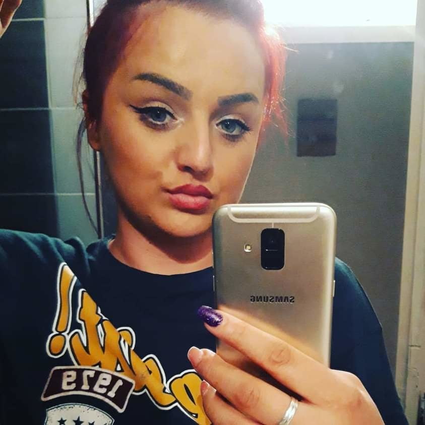 フィフィ
 #98040846