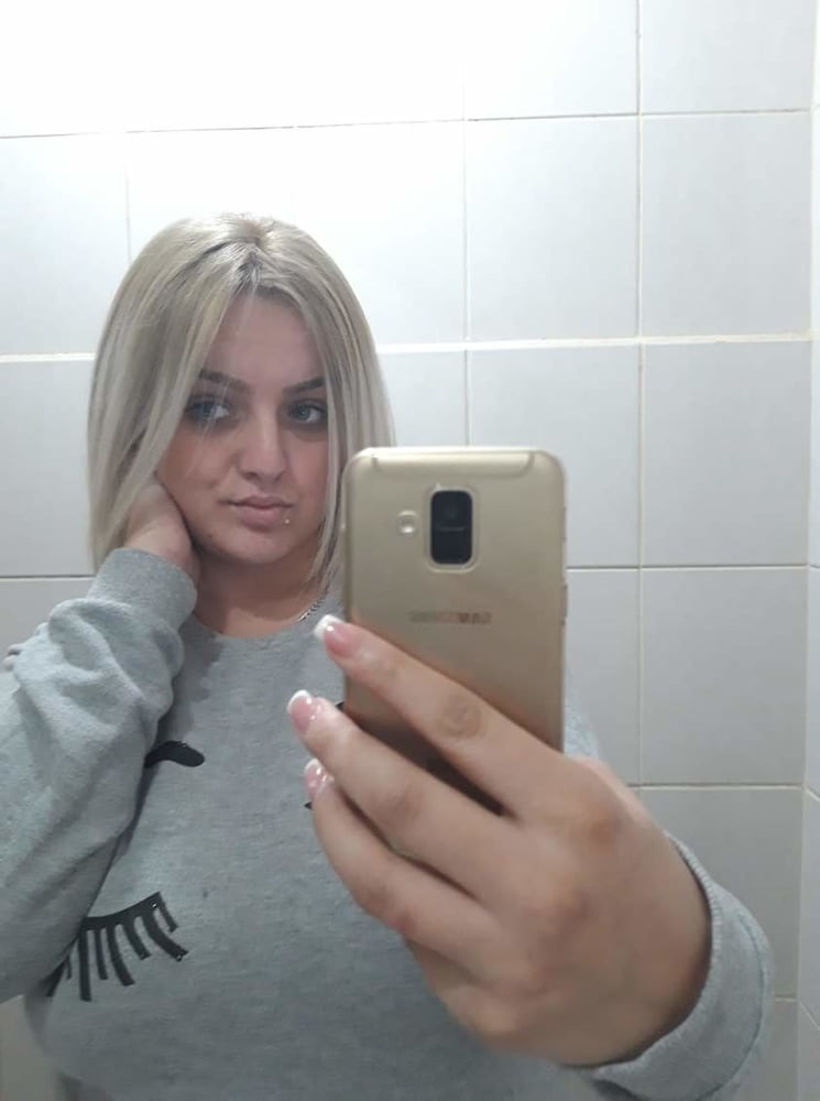 フィフィ
 #98040890