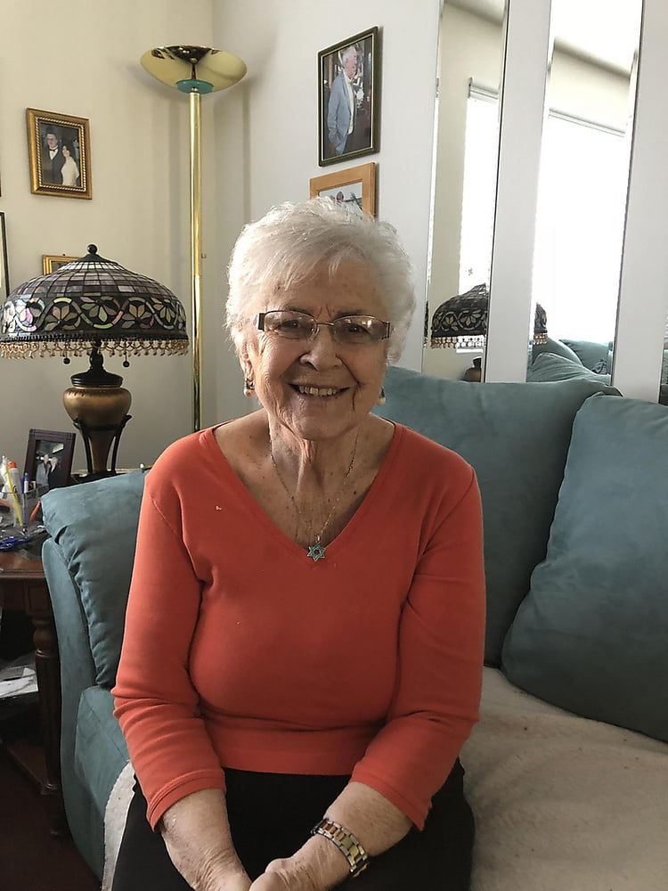 Granny Stroobs 9 #101681639