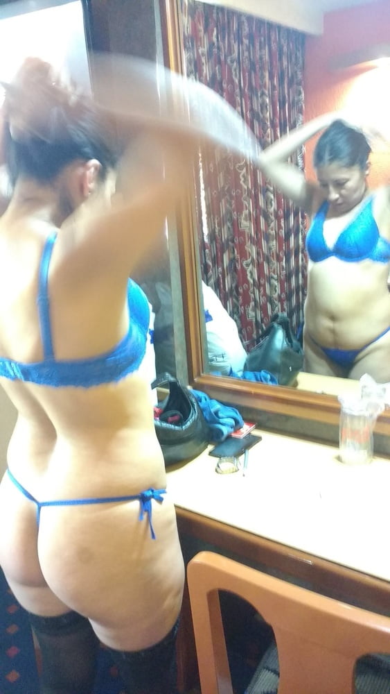 Madura puta golosa en hotel compañera de trabajo
 #99014605