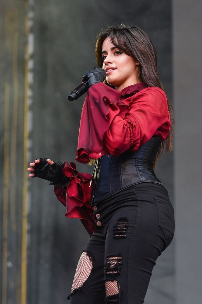 Camila cabello
 #89130650