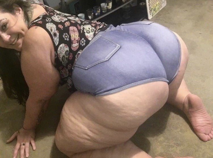 Asses I would bust a nut over #102133044