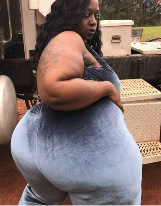Big body chunky legged mega booty wide hip bbw pear chantel #100511710