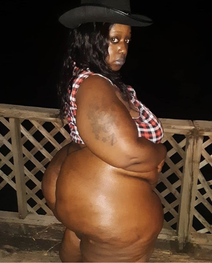 Big body chunky legged mega booty wide hip bbw pear chantel #100511850