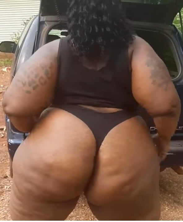 Big body chunky legged mega booty wide hip bbw pear chantel #100511910