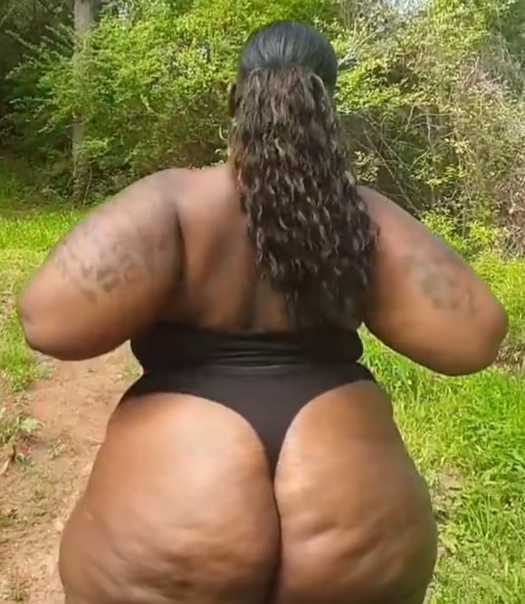 Big body chunky legged mega booty wide hip bbw pear chantel #100512060