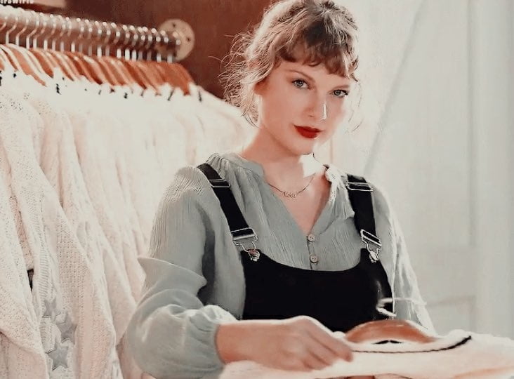 Taylor swift heiß
 #95294723