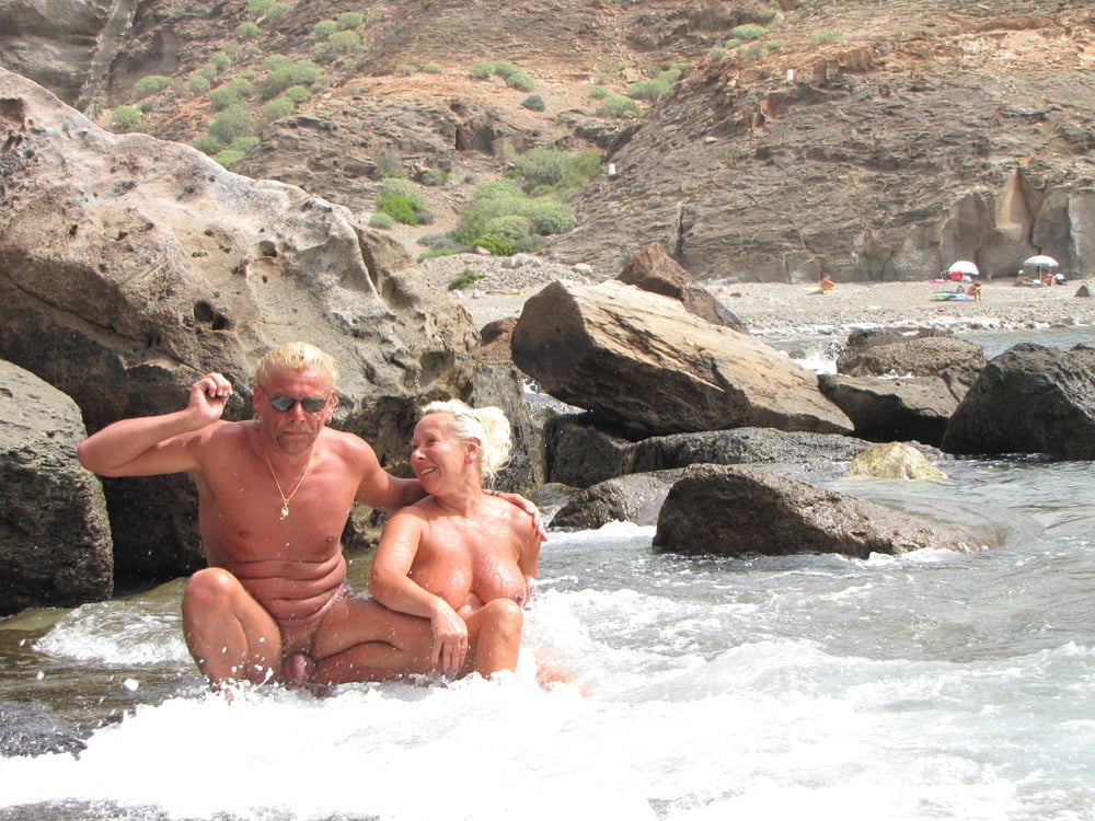 Scharfes vom FKK-Strand ! #81091038