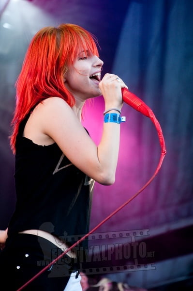 Hayley williams me donne du fil à retordre !
 #104968637