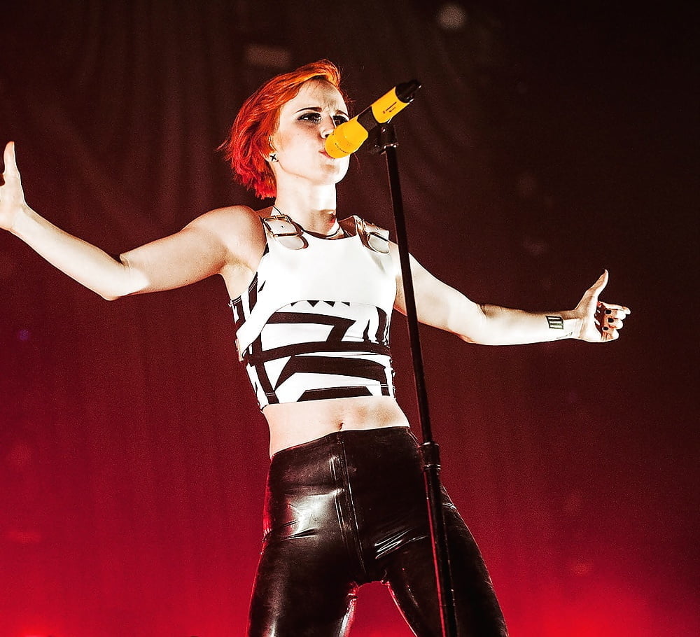 Hayley williams me donne du fil à retordre !
 #104968710